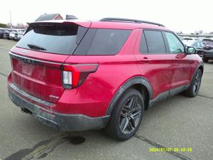 FORD EXPLORER ST-LINE - 2
