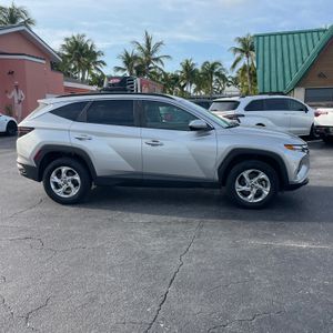 2023 Hyundai TUCSON SEL 照片 6