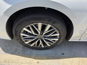2025 Nissan ALTIMA SV — миниатюра 11