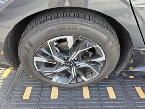 HYUNDAI SONATA SEL - 9