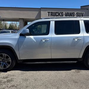 JEEP WAGONEER L SERIES II 4X4 - 4