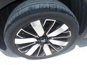 2025 Mitsubishi OUTLANDER SE 缩略图 17