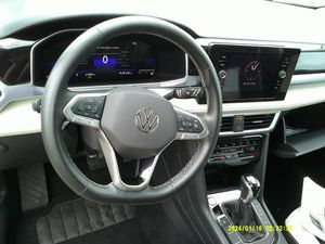 صورة 4 لـ 2025 Volkswagen TAOS SE