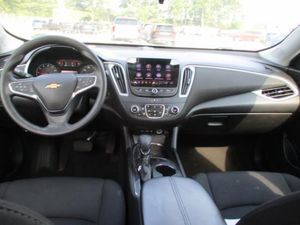 2024 Chevrolet MALIBU LT 照片 4