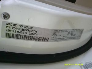 CHRYSLER PACIFICA TOURING L - 7