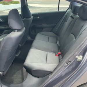 2015 Honda ACCORD LX — миниатюра 26