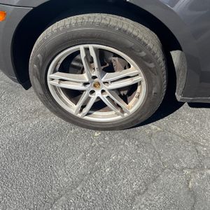 PORSCHE MACAN BASE - 10