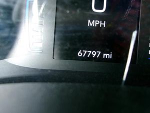 CHRYSLER VOYAGER LX - 5