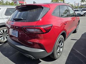 FORD ESCAPE ST-LINE - 2