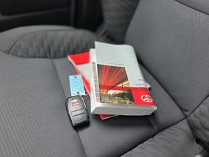 صورة مصغرة 23 لـ 2025 Toyota SEQUOIA SR5