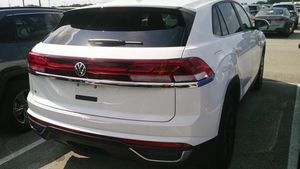 2025 Volkswagen ATLAS CROSS SPORT 2.0T SE W/TECHNOLOGY — фото 2