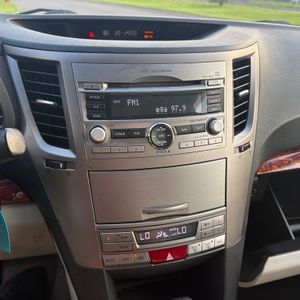 2011 Subaru OUTBACK 2.5I LIMITED — фото 25
