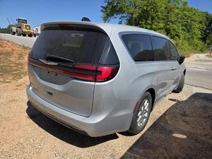 CHRYSLER PACIFICA TOURING L - 2