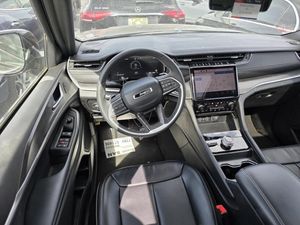 JEEP GRAND CHEROKEE L LIMITED - 4