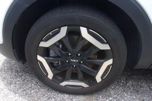 صورة 10 لـ 2025 KIA TELLURIDE S