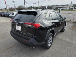 TOYOTA RAV4 - 2