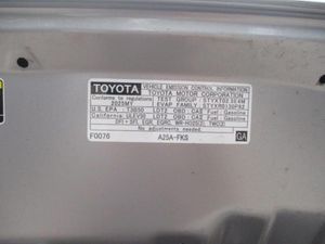 صورة مصغرة 16 لـ 2025 Toyota RAV4 LE