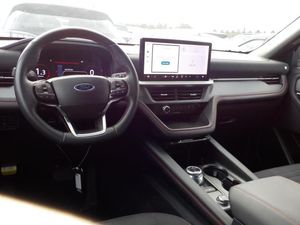 FORD EXPLORER ST-LINE - 8