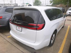CHRYSLER PACIFICA SELECT - 2