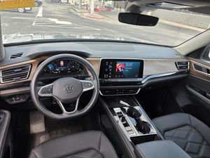 VOLKSWAGEN ATLAS 2.0T SE W/TECHNOLOGY - 4