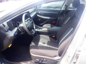 HYUNDAI SONATA SEL - 3