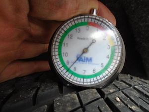 CHRYSLER PACIFICA TOURING L - 8