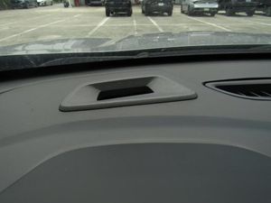 2025 Chevrolet TRAX LT thumbnail 17