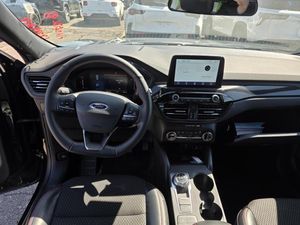 FORD ESCAPE ST-LINE - 4