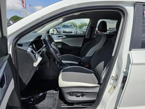 صورة 3 لـ 2025 Volkswagen TAOS SE