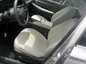 HYUNDAI SONATA SEL - 3