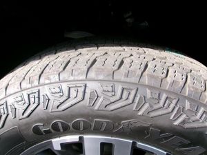 CHEVROLET SUBURBAN Z71 - 10