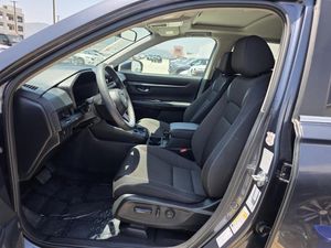 صورة 3 لـ 2025 Honda CR-V EX