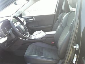 MITSUBISHI OUTLANDER SE - 3