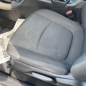 صورة مصغرة 51 لـ 2021 Toyota RAV4 LE