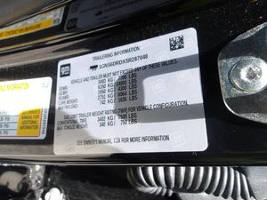 CHEVROLET SUBURBAN Z71 - 7