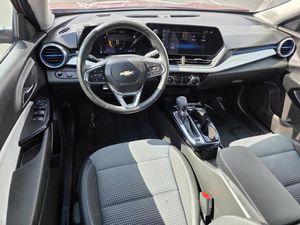 صورة 4 لـ 2025 Chevrolet TRAX LT