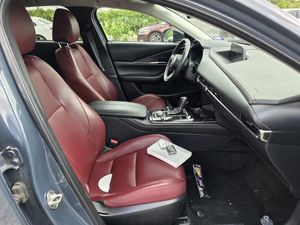صورة مصغرة 26 لـ 2025 Mazda CX-30 2.5 S CARBON EDITION