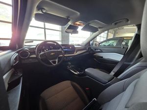 2025 Chevrolet TRAX LT 照片 4