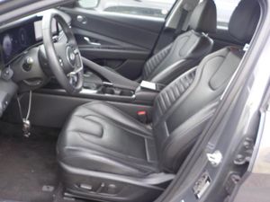 HYUNDAI ELANTRA LIMITED - 3