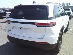 JEEP GRAND CHEROKEE ALTITUDE - 2