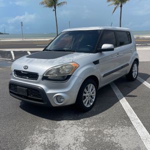 KIA SOUL + - 1