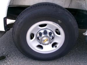 CHEVROLET EXPRESS PASSENGER LT - 8