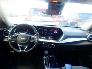 CHEVROLET TRAX - 4