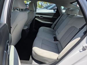 2025 Hyundai SONATA SEL 缩略图 17