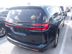 CHRYSLER PACIFICA TOURING L - 2