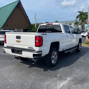 صورة 5 لـ 2019 Chevrolet SILVERADO 2500HD HIGH COUNTRY