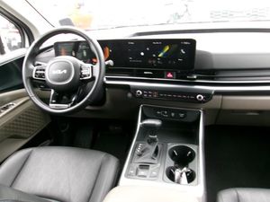 KIA CARNIVAL LXS - 4