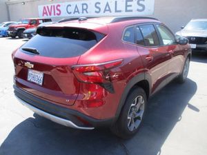 2025 Chevrolet TRAX LT 照片 2