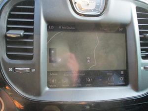صورة مصغرة 24 لـ 2023 Chrysler 300 300S