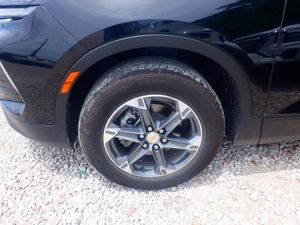 صورة 10 لـ 2025 Chevrolet BLAZER LT